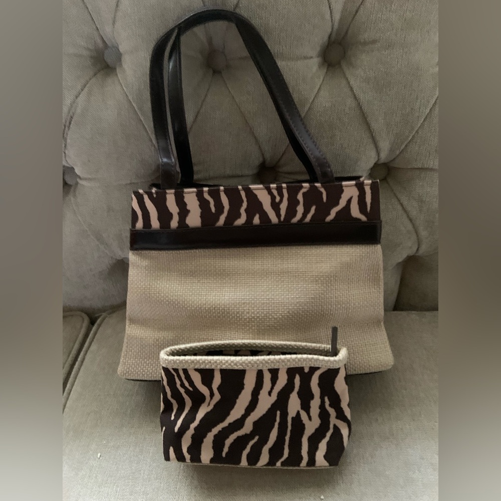 Estee Lauder Brown and Beige Tote Set